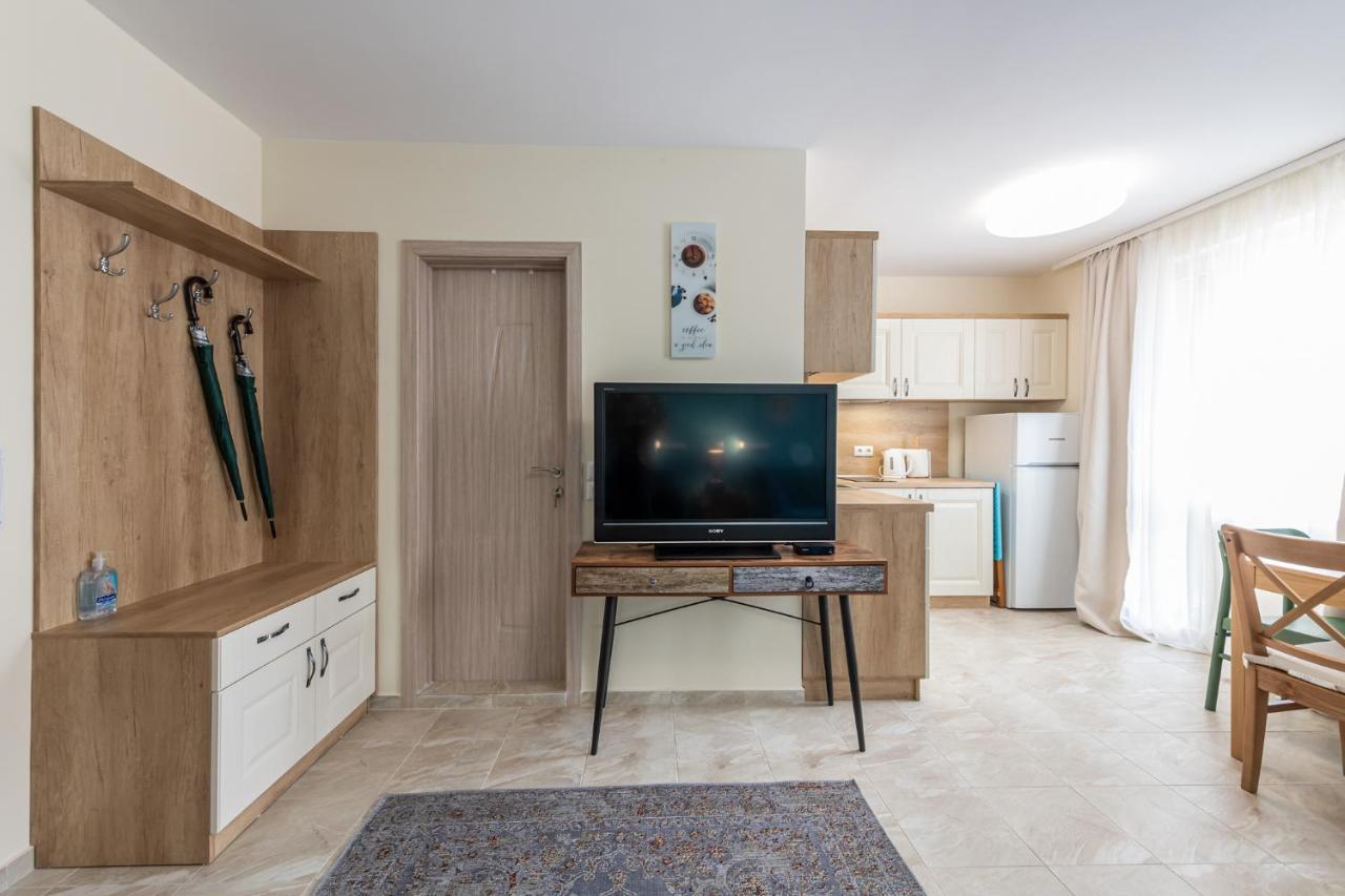 Turquoise Apartment Pomorie Exterior photo