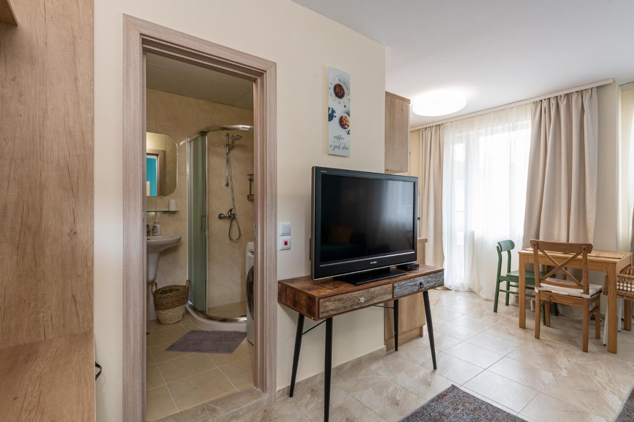 Turquoise Apartment Pomorie Exterior photo